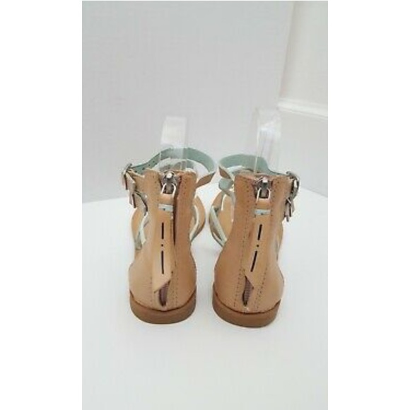 Dolce Vita Darrah Leather Gladiator Thong Sandals - Picture 3 of 5